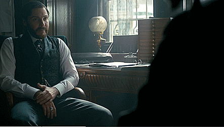 the-alienist:awesomethingsandsuch:Kreizler holding his bad armYou are enough Laszlo.
