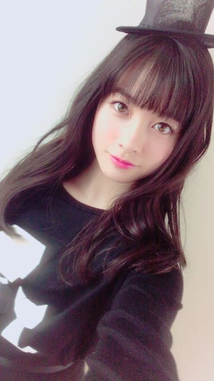 funkyfunx: 橋本環奈さんのツイート: “日本アカデミー賞 新人俳優賞を受賞させて頂きました。 初主演をさせて頂いた映画セーラー服と機関銃-卒業-に関わって下さった全ての皆様に感謝