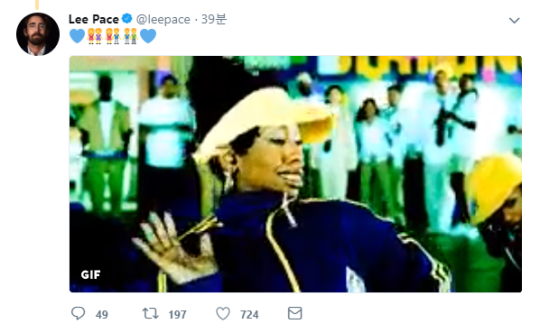 pizzaotter: aplaceofhisown:  homo-nerd-grizz:   drawsshits:  drawsshits: lee pace just came out you guys im crying   Thats right bitches Thranduil is a homo   Even before this announcement Thranduil was a Gay Icon.   I mean, we been knew 