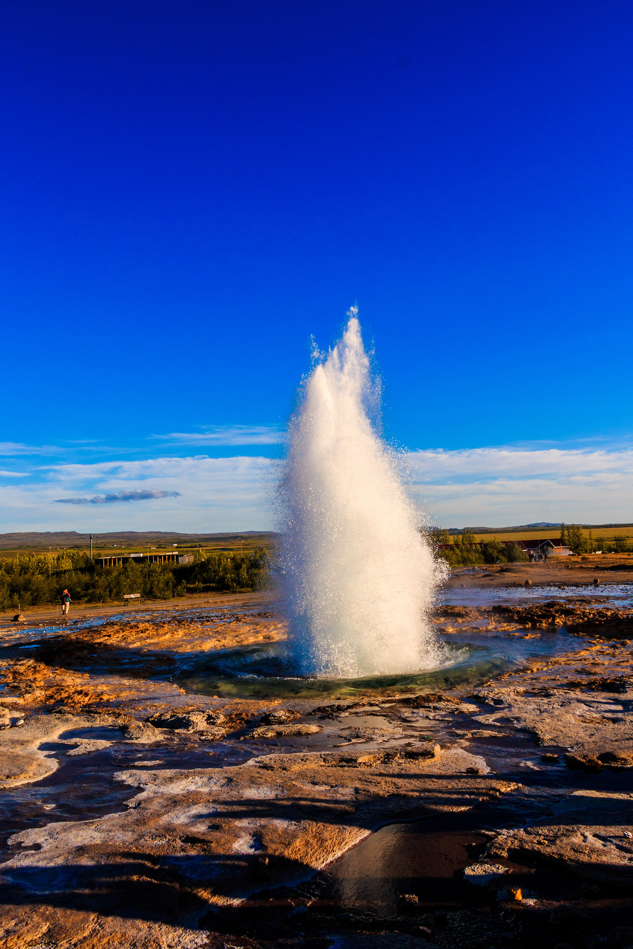 nature-hiking: Strokkur - Iceland, August 2017 photo by nature-hiking 