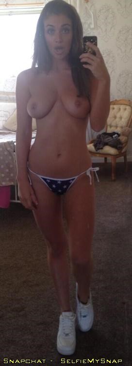 kikgurlsplz:  Exchange snapchat usernames @ http://hookupsnap.com