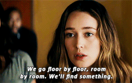 dailyfeartwdgifs:We should check the rooms. All of them.Sassy