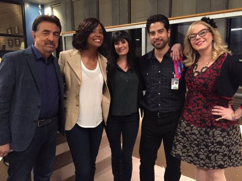 criminalmindsfeed:CM_SetReport@CM_SetReport: A candid pic taken just moments ago for all our fans! #