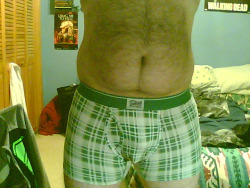 imhereforthemen:  One of the many pairs of green undies I have! :)And another ;)And….oh whoops ;)Bootylicious (oythecub) 