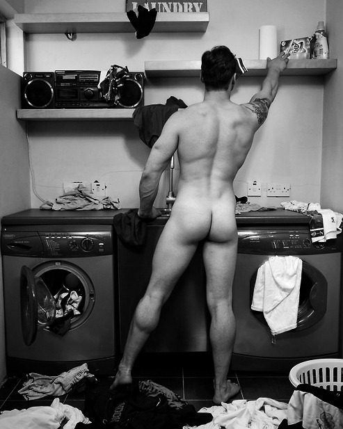 fraternityrow:  laundry day :) 