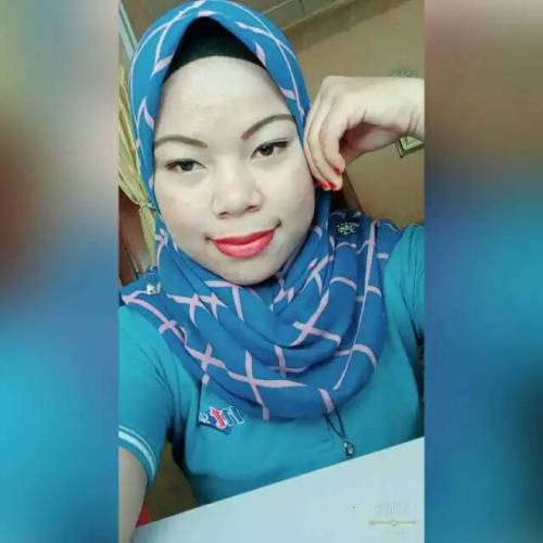 isterimutatapanku: ghazrider: Minah tudung hot.Nama: irah torbekkkk