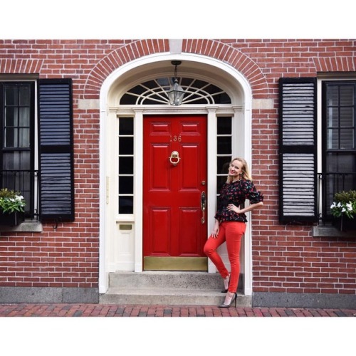 Doesn’t get more Beacon Hill than this red door, am I right? For about my summer in Boston and