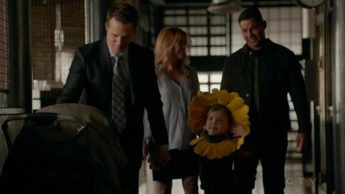 Castle (s08e20): Much Ado About Murder