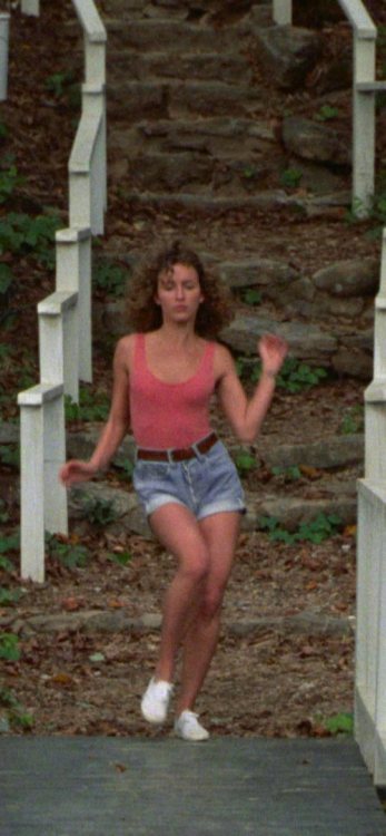 costumeloverz71: Baby Houseman (Jennifer Grey) Pink tank top & jean shorts.. Dirty Dancing (1987