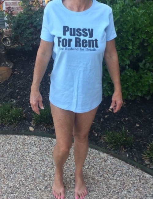 Porn Pics kelly-momnwife:  So I get a new tshirt….smiles