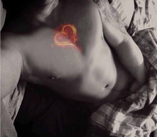 Porn domsirdaddy:  I have heart burn in the best photos