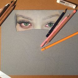 Time to quit while I’m ahead 😴 loving this paper and having fun with this drawing of @nisrinasbia ❤️ Canson pastel paper #draw #wip #coloredpencil #drawing #pastels #eyes http://ift.tt/2djBu8p