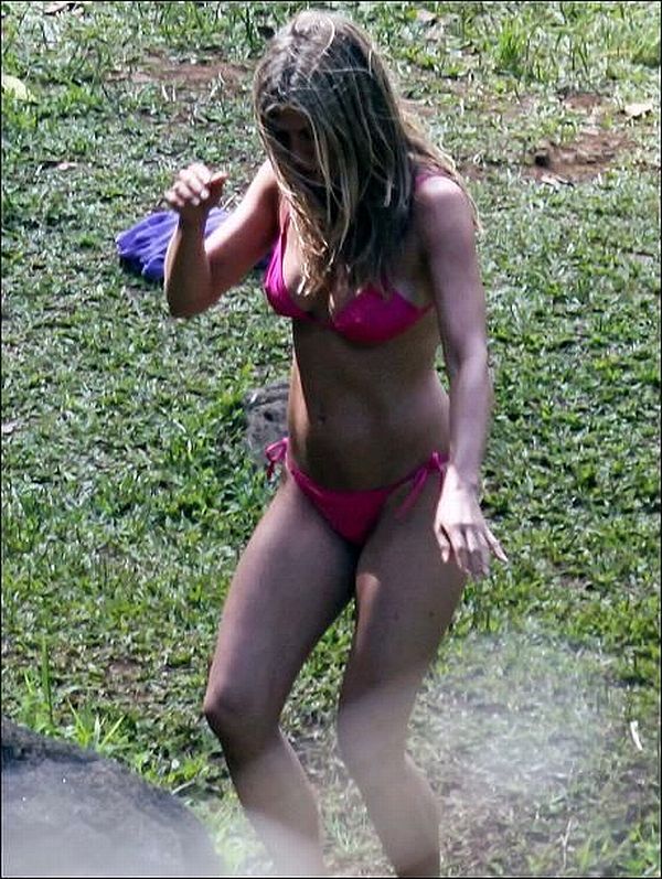 celebgoodies:  http://celebgoodies.tumblr.com