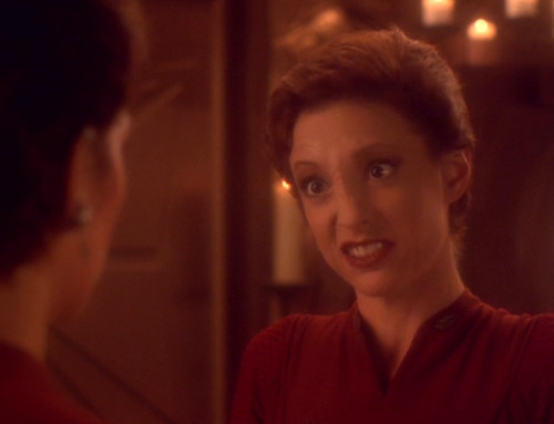 chroniclesofkanarnia: Major Kira Nerys: The most badass Bajoran in the galaxy