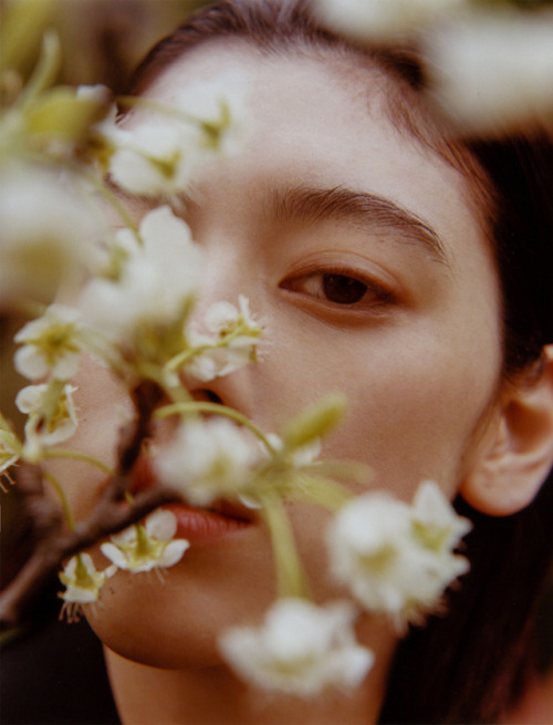 yua:‘A destined meeting Ayaka Miyoshi, the limitless girl.’ Photography by Cho GiSeok