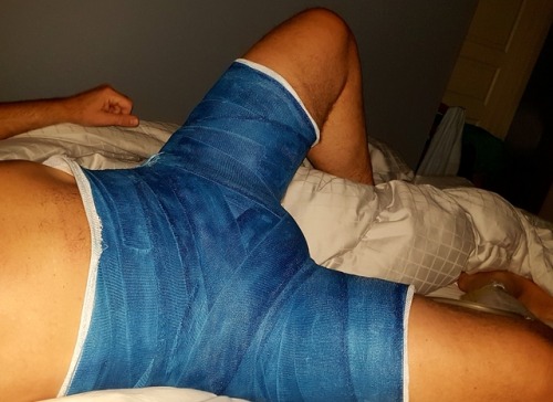 jenny-zsk: dikcasts:  castedinoz:  austmo: Last night’s pyjamas seals in a diaper with a hollow assp