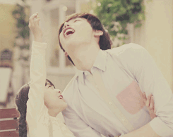 ssupjess:  You’re so ridiculously cute ヽ(´～｀；） 
