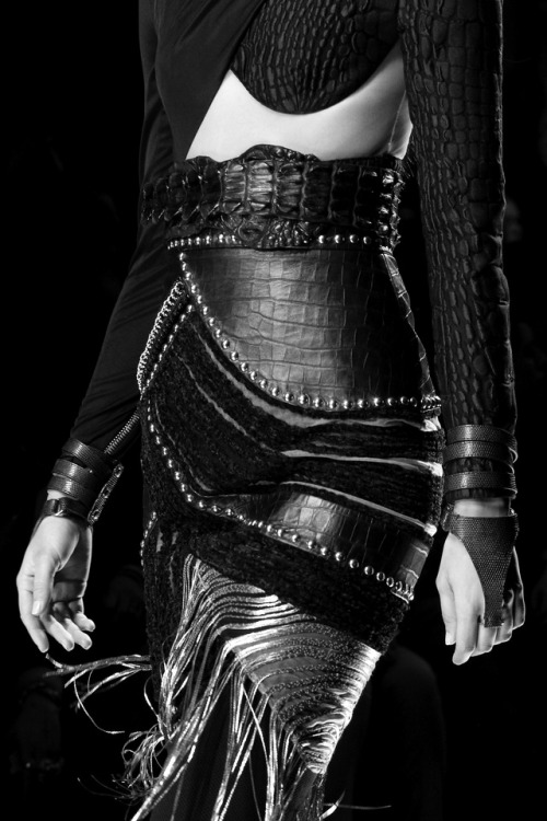 le-monde-sans-couleur: Balmain F/W 2017