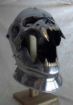 sixpenceee: This is the demonic faced armor helmet crafted by DarkHeart Armoury.