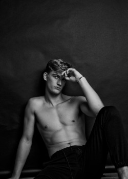 ibbyfashion:  Jake Schultz by Rene Fragoso