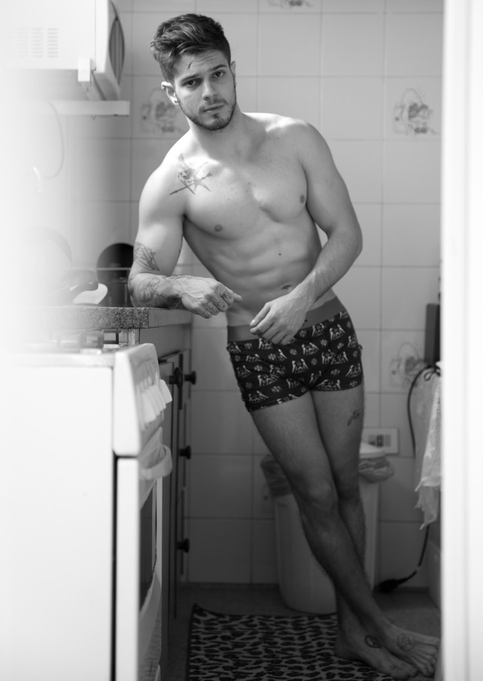 eroticco-magazine:  Model: Federico DevitoPhotographer: Joāo ProspiterPart 1 