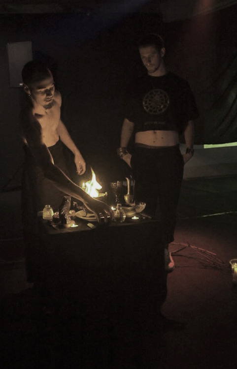 mymagickbody:Last ritual performance, in Nantes (France) Summoning the eye of the night (entity from