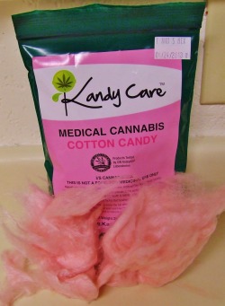 kisssmydash:  fierrrrrrce:  panthererouge:  nocentsinnonsense:  drug-land:  cotton candy that gets you high  need this holy fuck awww gawwd.  http://panthererouge.tumblr.com/  WHERE.CAN.I.BUY.THIS? ? ? ??   NEEEDDD