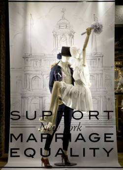 Window display in support of marriage equality by Levi Strauss