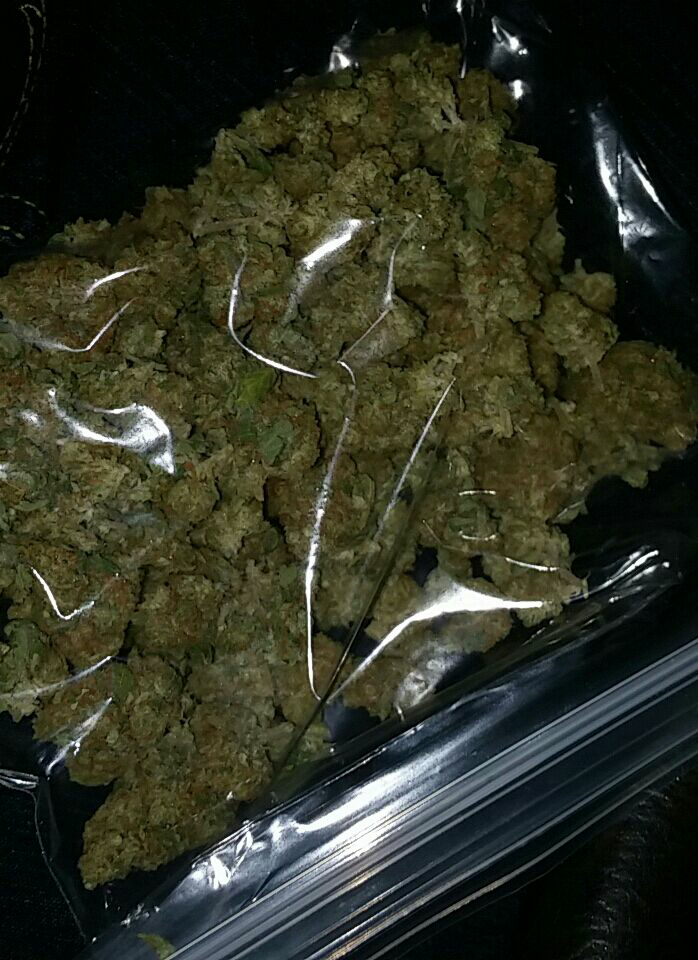 malachi33657:  Ounce of some C4 @marybriannna @kiefeon @flareon420 @kushandwizdom
