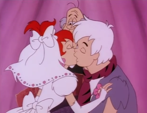 romancemedia: Cartoon Wedding Kisses (2)