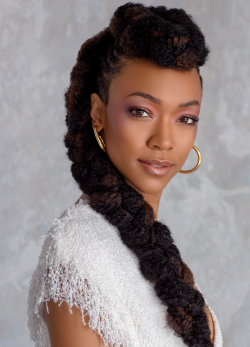 michonnegrimes:  Sonequa Martin-Green photographed