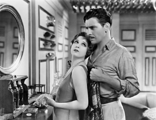 vintagemarlene: lili damita and ronald coleman in the rescue, 1929 (www.doctormacro.com)