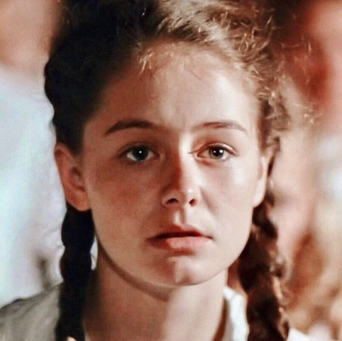 Miranda Otto as Emma Grange in Emma’s War (1986)