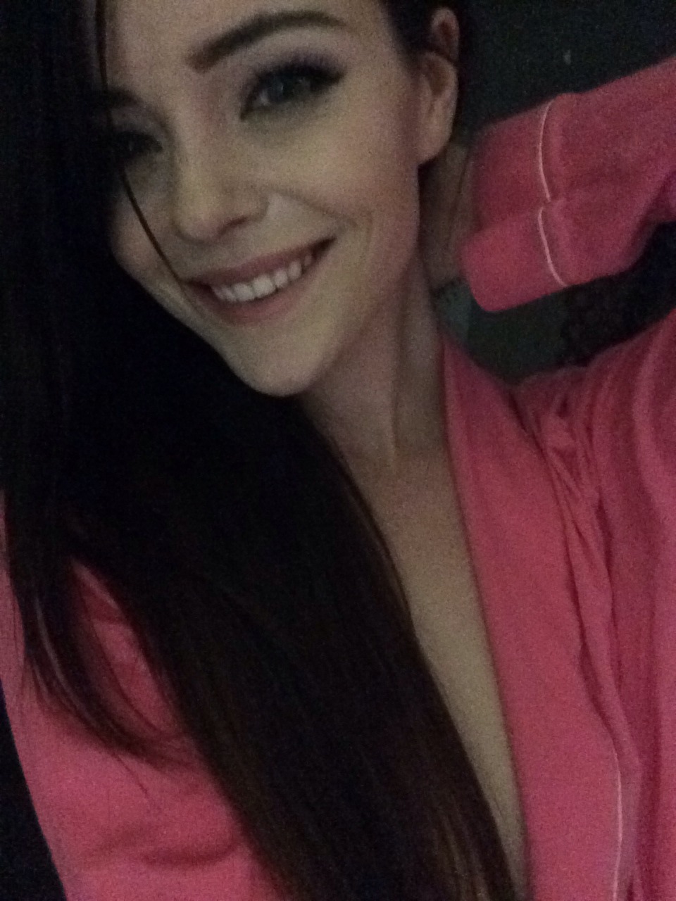 ixnay-on-the-oddk:  Amaaaaaaazing night on cam. I am all smiles tonight. Thank you