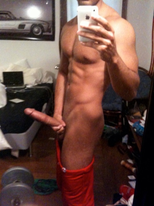 frogboi24:  gdr1:  Creme d’ la’ Creme follow @ gdr1.tumblr.com  Whoa holy shit