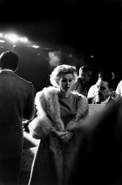 wehadfacesthen:  Zsa Zsa Gabor at a rehearsal for the Academy Awards show, Los Angeles, 1958