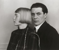 artisaword: August Sander (1876–1964)The Architect Hans Heinz Lüttgen and his Wife Dora1926 Gelatin silver print25.8 x 18.7 cm Museum of Modern Art, New York 