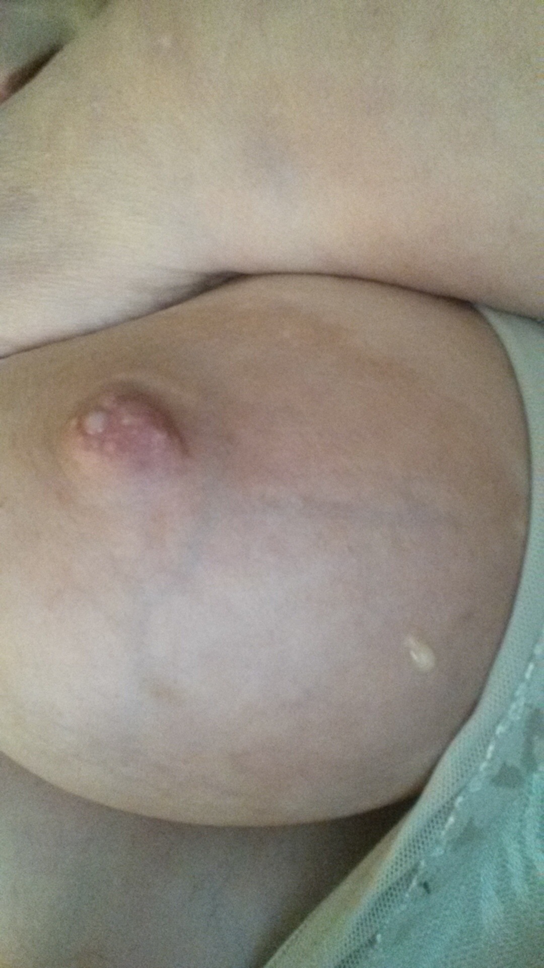 wickedlywenchy:  Milky tits for any of my hungry followers.
