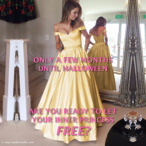a-miss-inside:Belle?  Aurora?  Snow?  The little girl in you is dying to try one out&