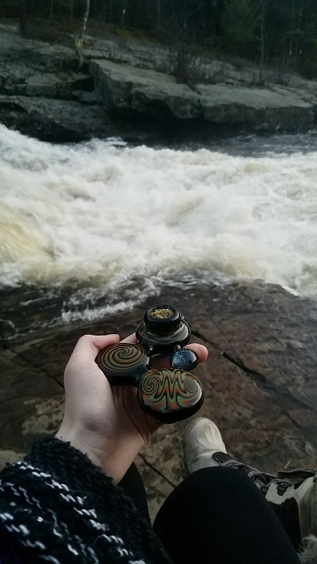 mary-anne-with-the-shakey-hand:  went on a hike today with a good friend of mine