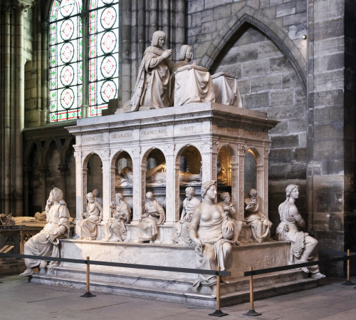 thestandrewknot:  The tomb of Louis XII and Anne of Brittany at the basilica of Saint Denis, France 