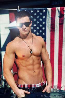 undie-fan-99:  100% American Stud. 