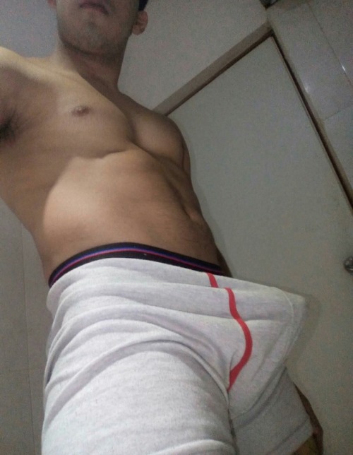 lalithotony20:  heterosengananadosricos:  Carlos castro 19 años hetero de guasave  Guasaveee