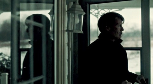 hannibalstills: Dolce 3x06 &amp; Digestivo 3x07 They are identically different, Hannibal and Wil