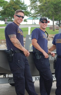 policecorps:  hotuniformedmen:Handsome men