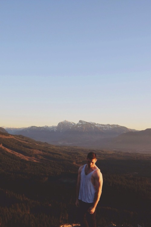 sex-lies-and-bowties:  Hikes :) 1.24.2014 | Washington 