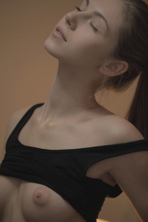 A few select pics per day from homagetothebest.tumblr.com