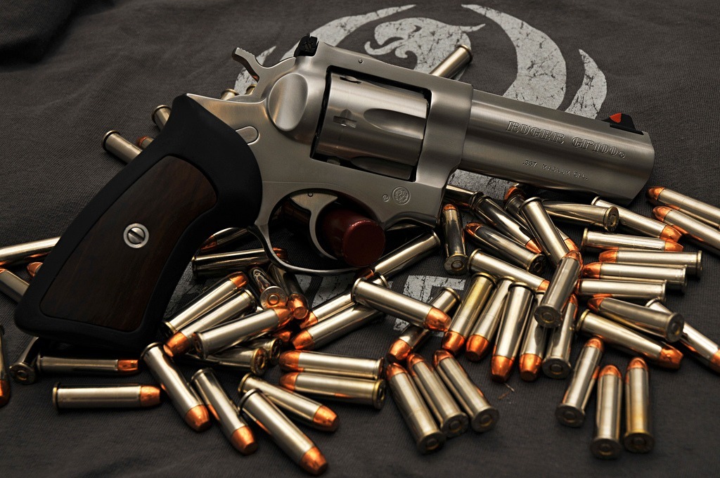 GUNS, CARS & GENTLEMEN's THINGS