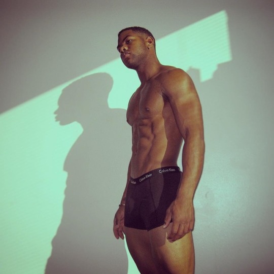 degeneratexxxxx:  degeneratexxxxx:  Get FIT!  🙌🏾