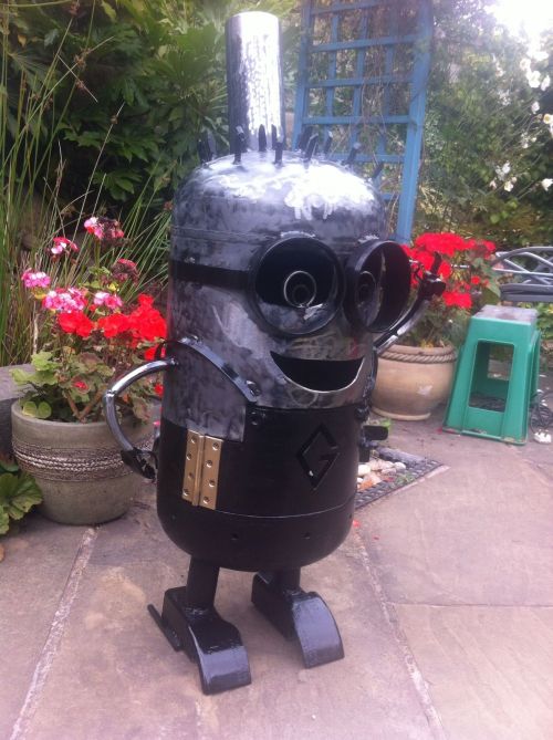 steampunktendencies:
“ Minion Log burner
”